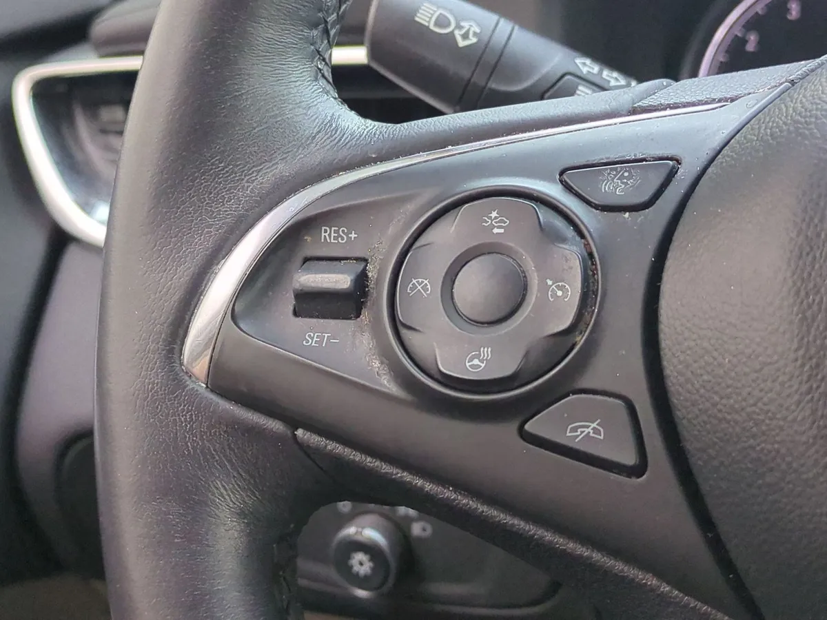 2018 Buick Enclave Premium thumbnail 17