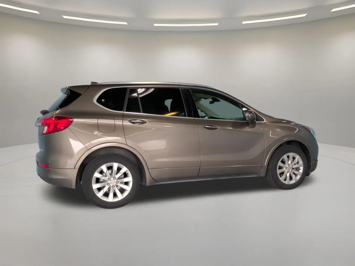 2018 Buick Envision Essence thumbnail 9