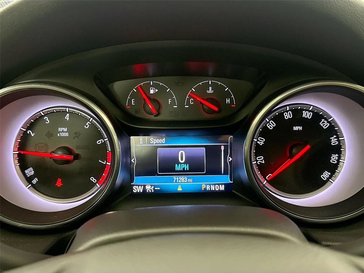 2018 Buick Regal Sportback Essence thumbnail 22