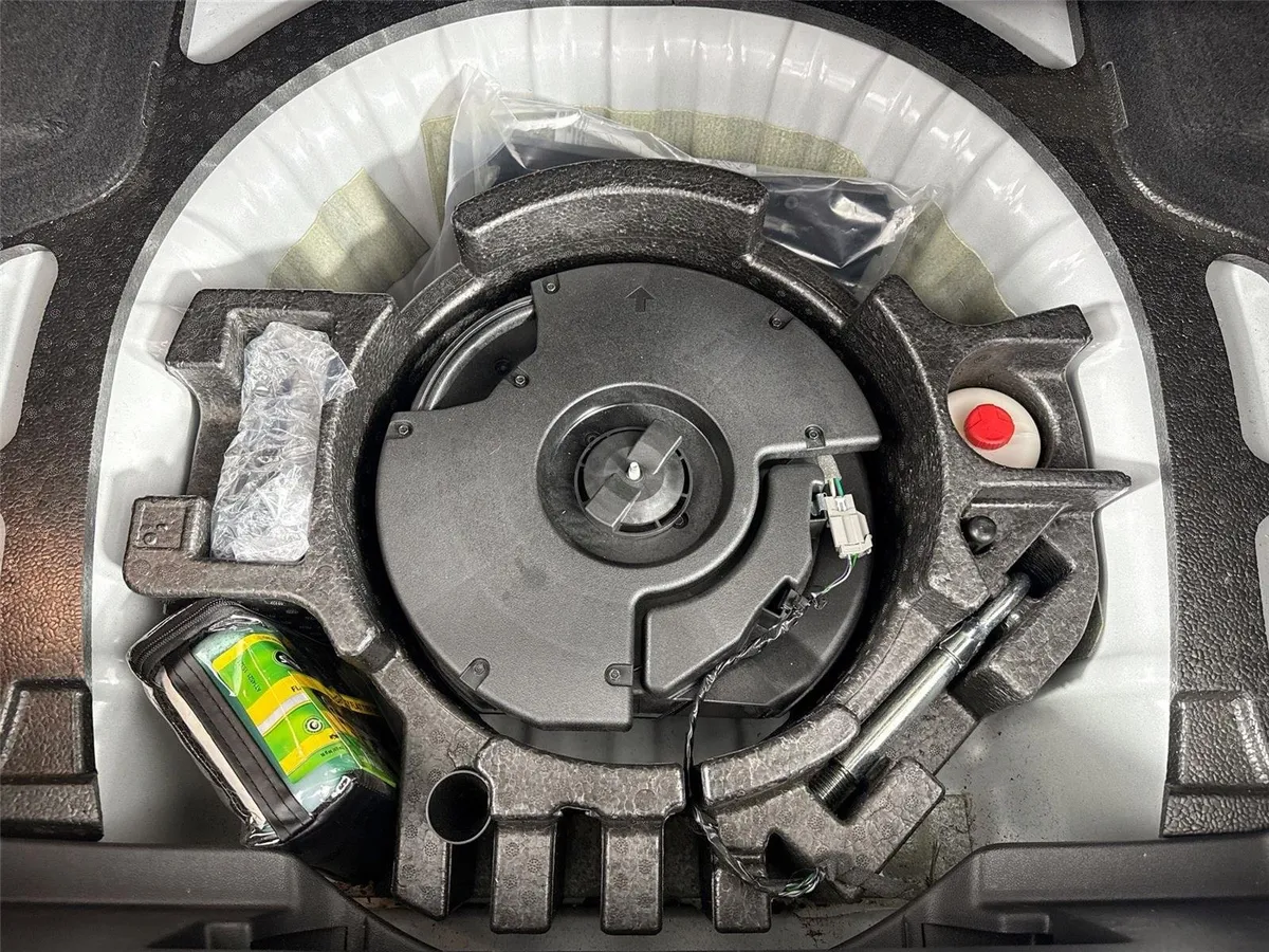 2018 Buick Regal Sportback Essence thumbnail 40