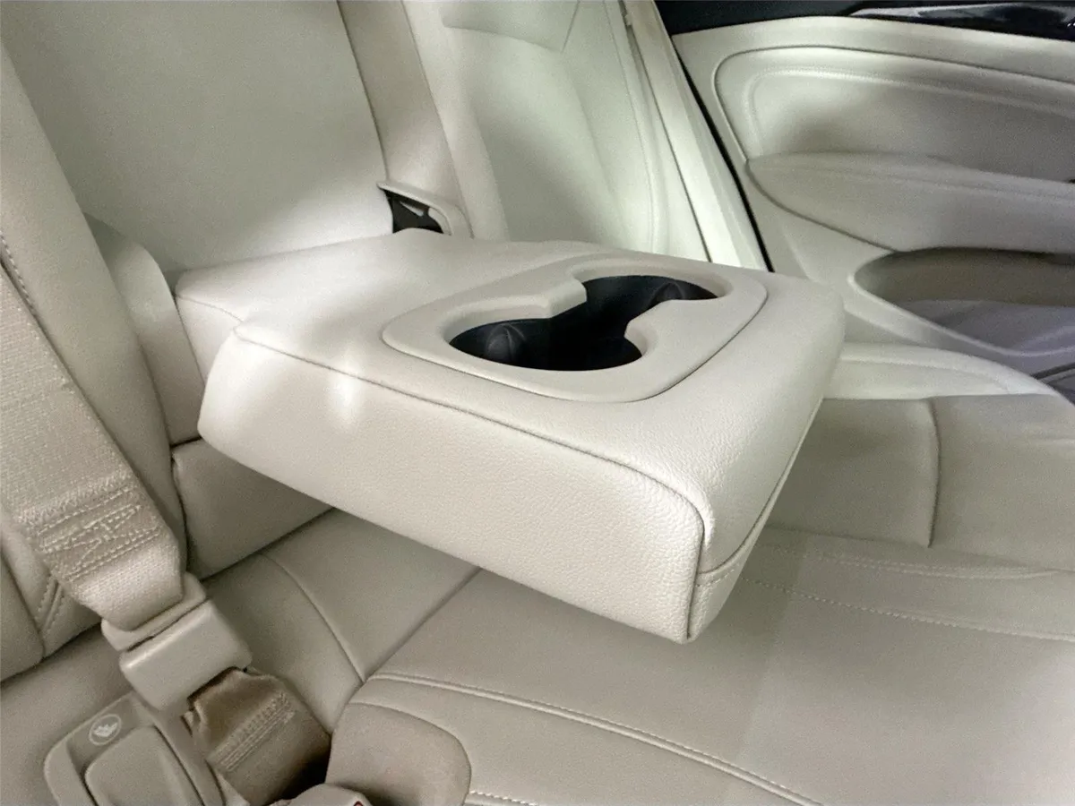 2018 Buick Regal Sportback Essence thumbnail 41