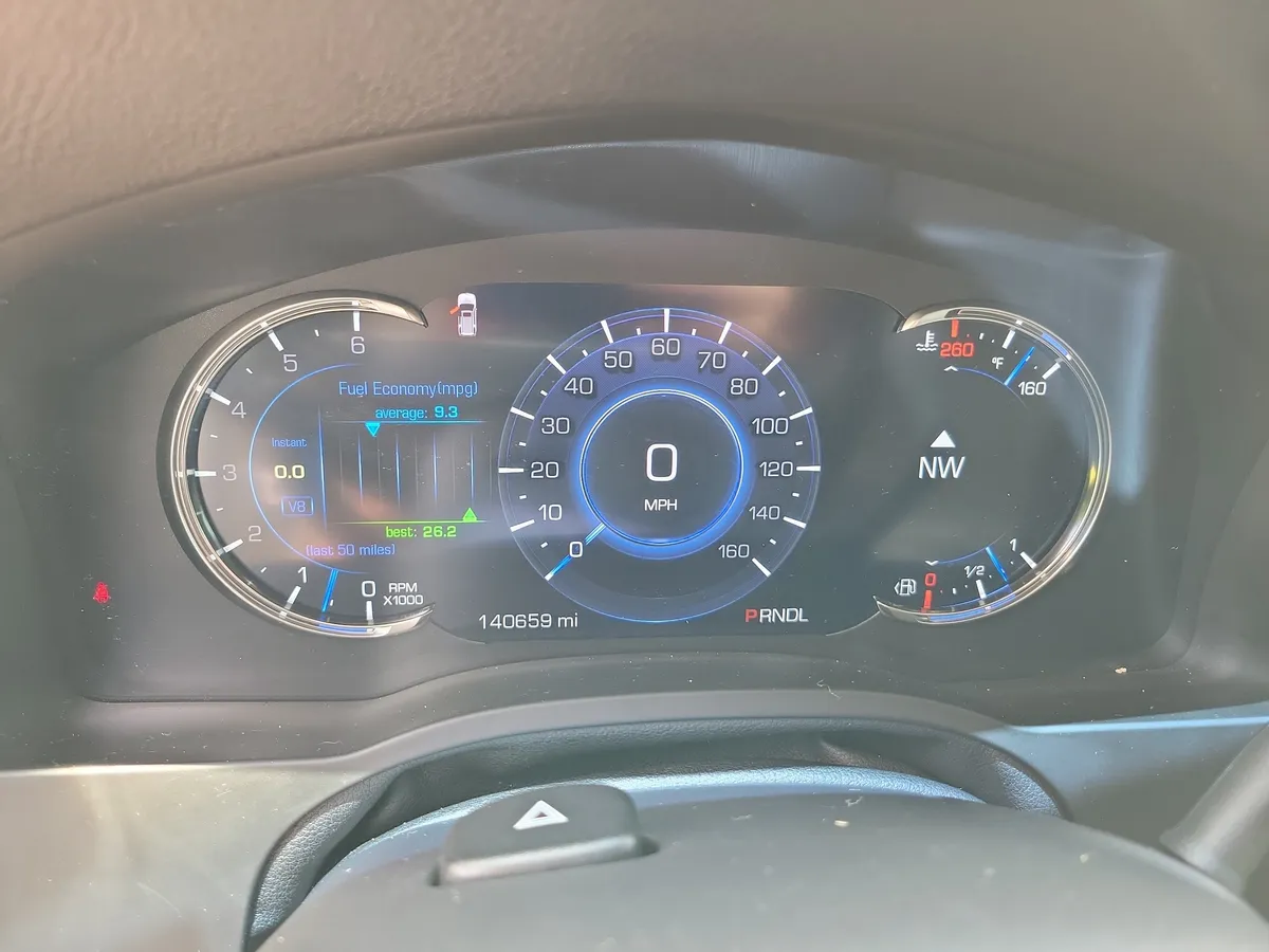 2018 CADILLAC Escalade Luxury thumbnail 25