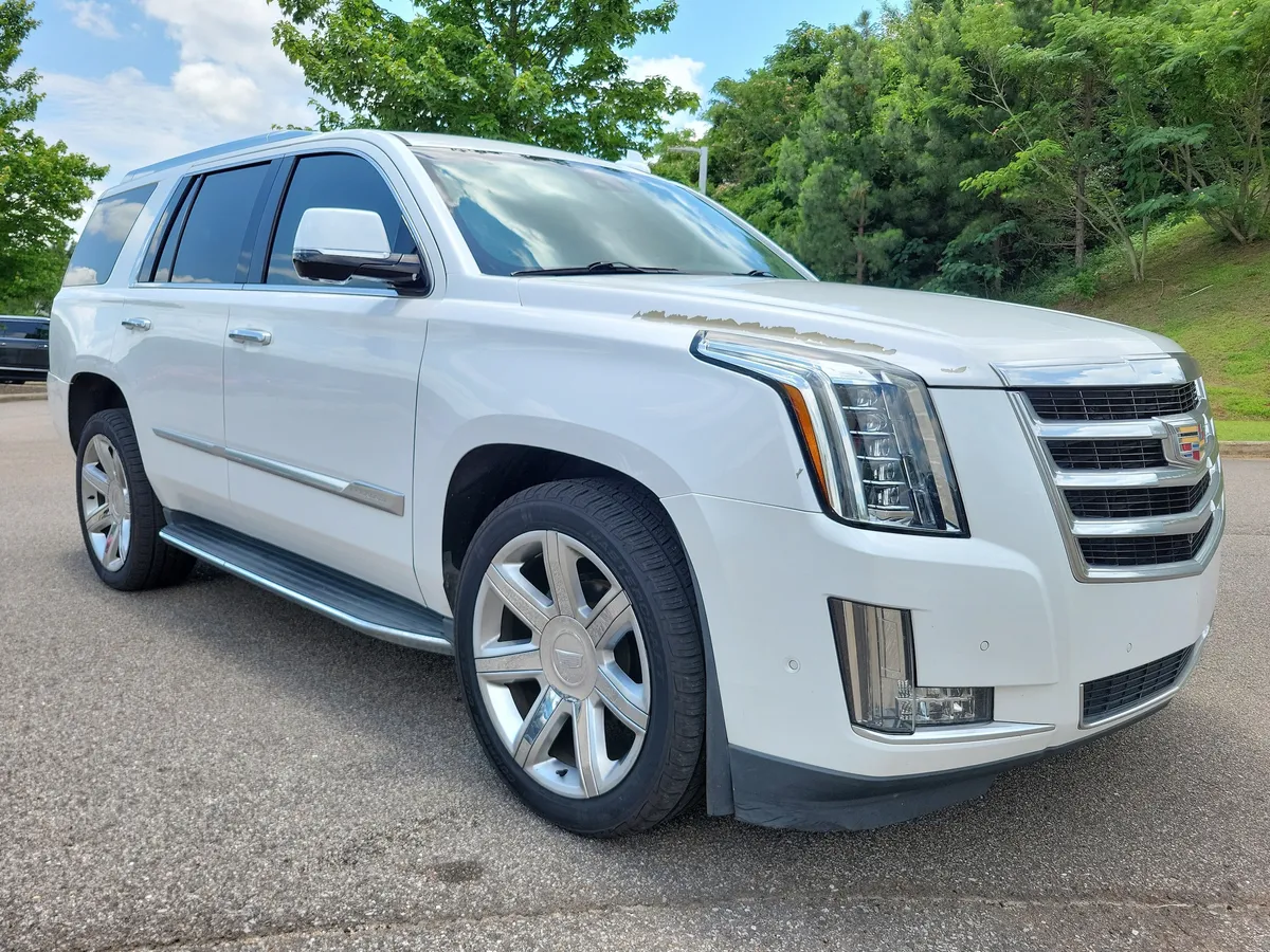 2018 CADILLAC Escalade Luxury thumbnail 7