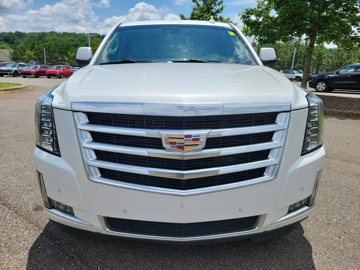 2018 CADILLAC Escalade Luxury thumbnail 8