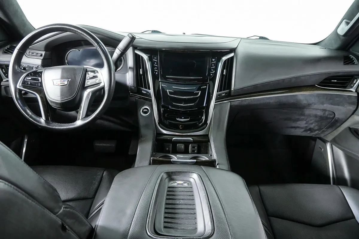 2018 Cadillac Escalade Platinum thumbnail 20