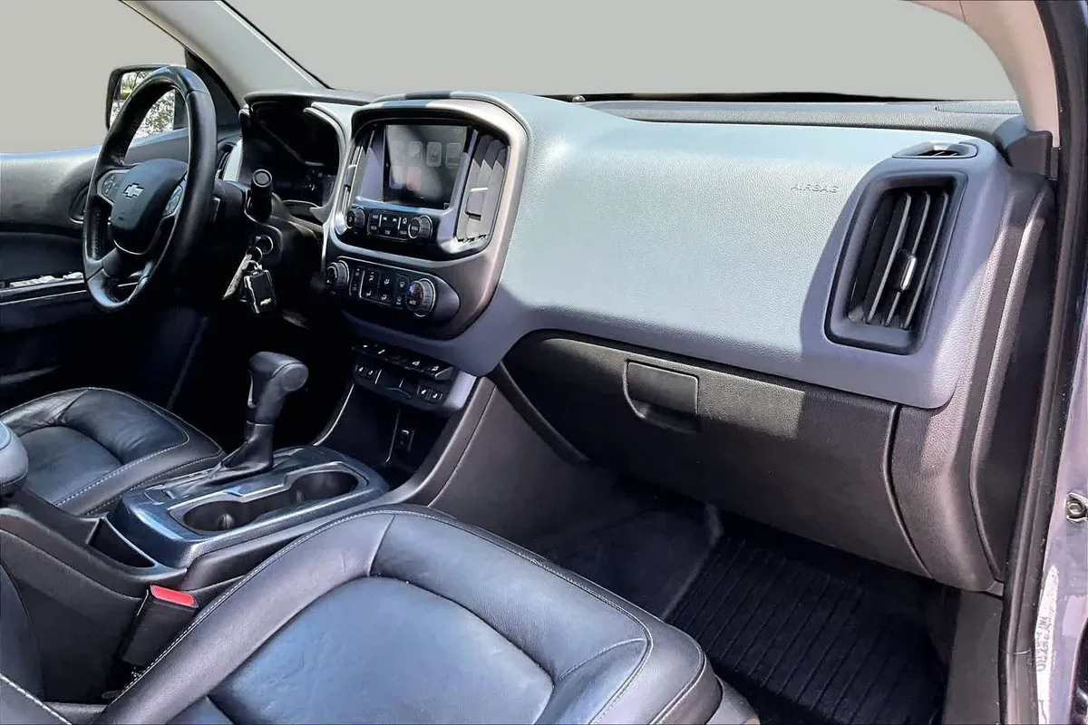 2018 Chevrolet Colorado 4WD Z71 thumbnail 19