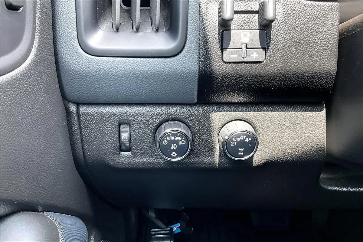 2018 Chevrolet Colorado 4WD Z71 thumbnail 33