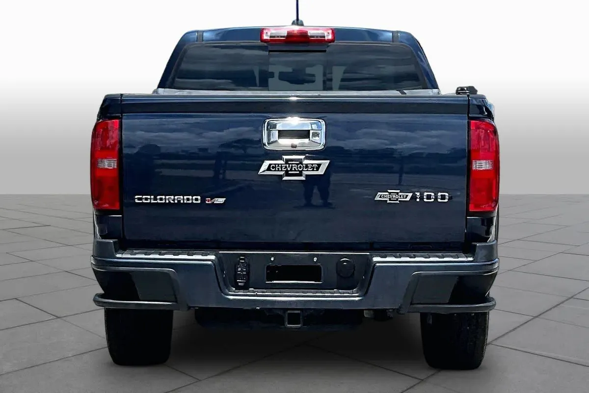 2018 Chevrolet Colorado 4WD Z71 thumbnail 5