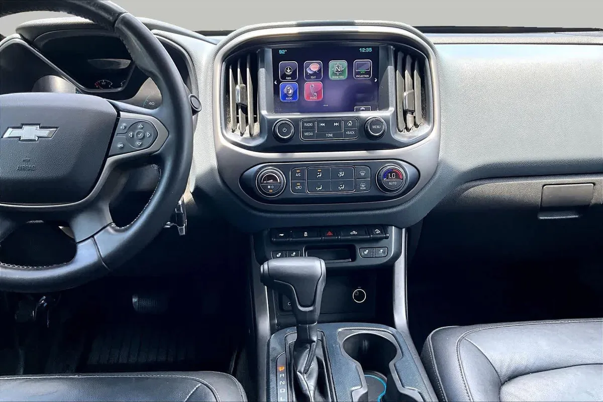 2018 Chevrolet Colorado 4WD Z71 thumbnail 7