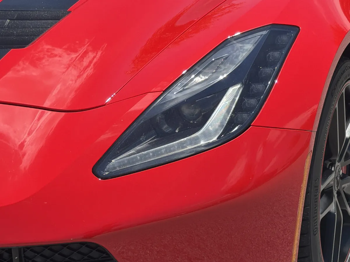2018 Chevrolet Corvette 1LT thumbnail 27