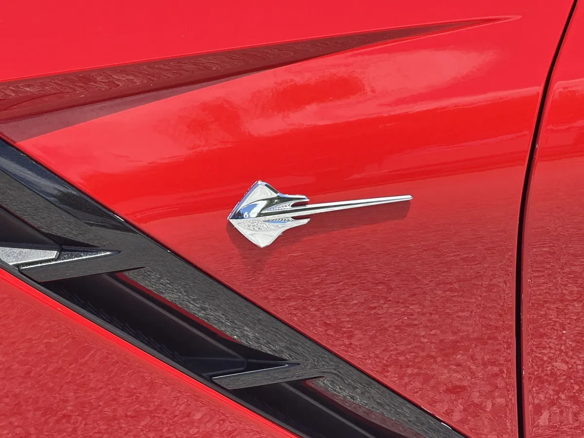 2018 Chevrolet Corvette 1LT thumbnail 29