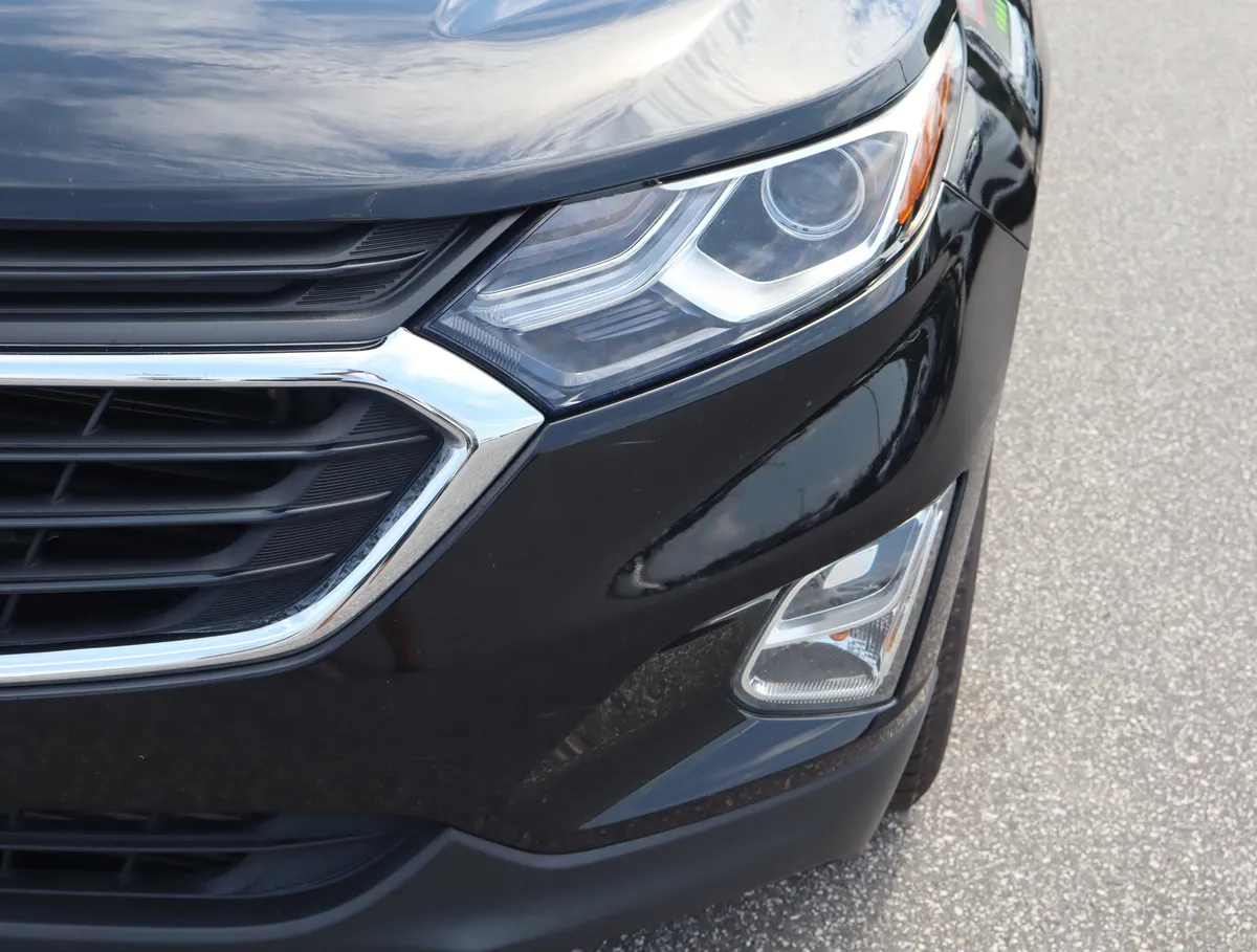 2018 Chevrolet Equinox LS thumbnail 10