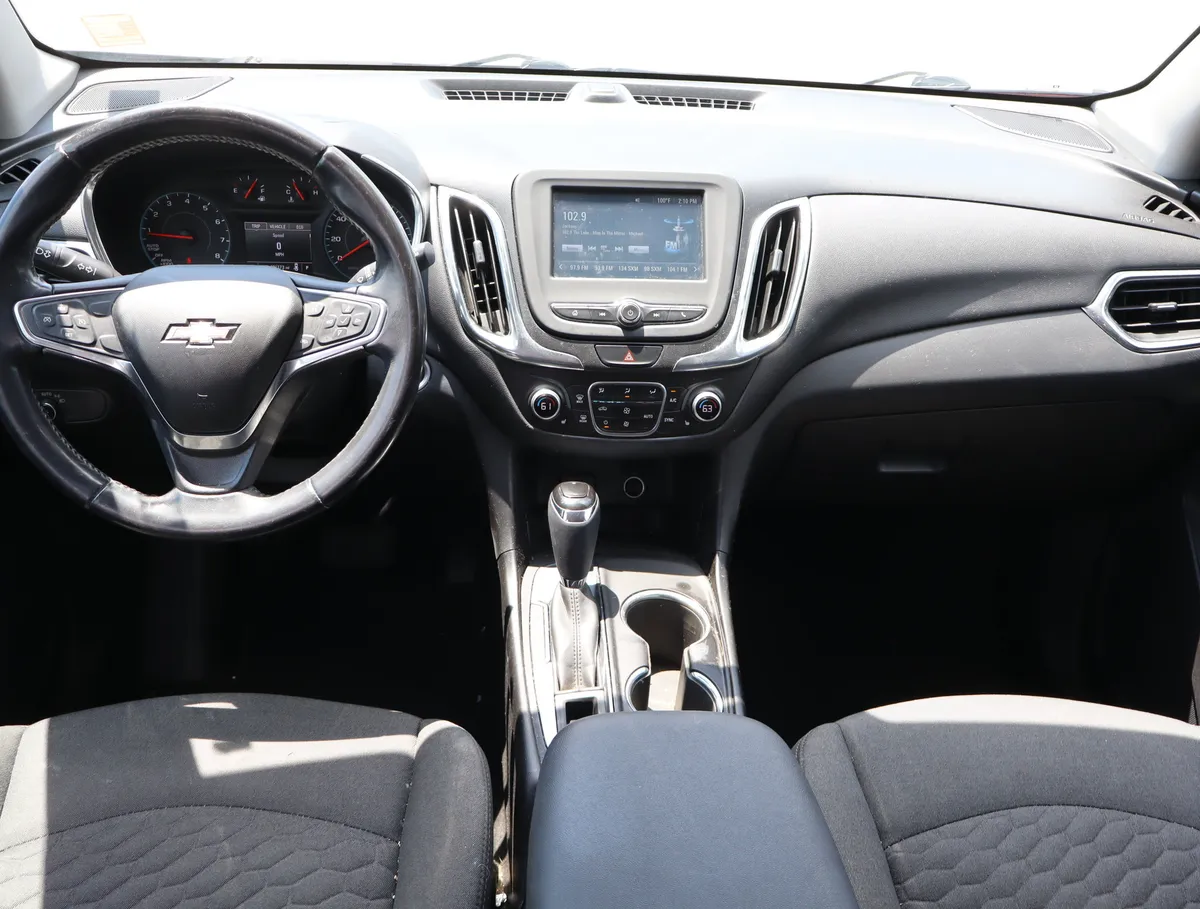 2018 Chevrolet Equinox LT thumbnail 15
