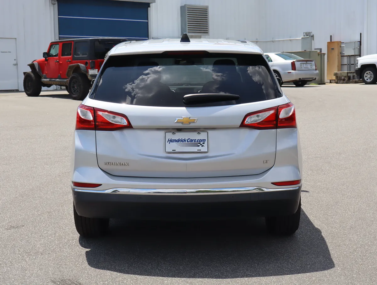 2018 Chevrolet Equinox LT thumbnail 7
