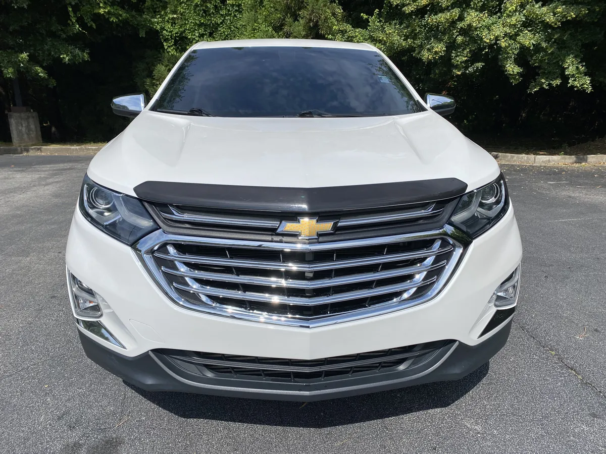 2018 Chevrolet Equinox LT thumbnail 2