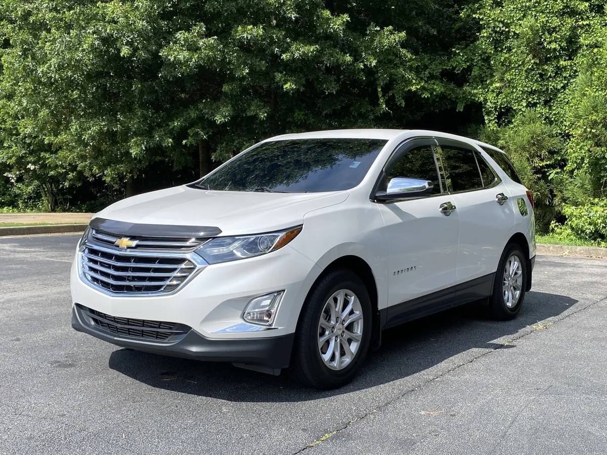 2018 Chevrolet Equinox LT thumbnail 4