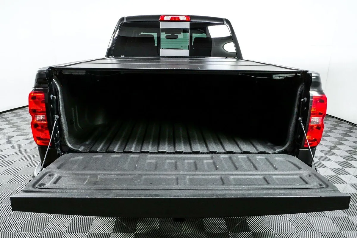 2018 Chevrolet Silverado 1500 LT thumbnail 29