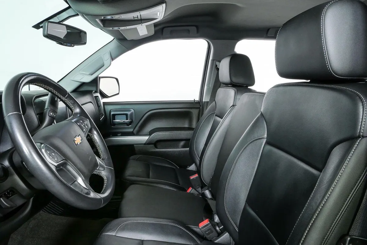 2018 Chevrolet Silverado 1500 LT thumbnail 5
