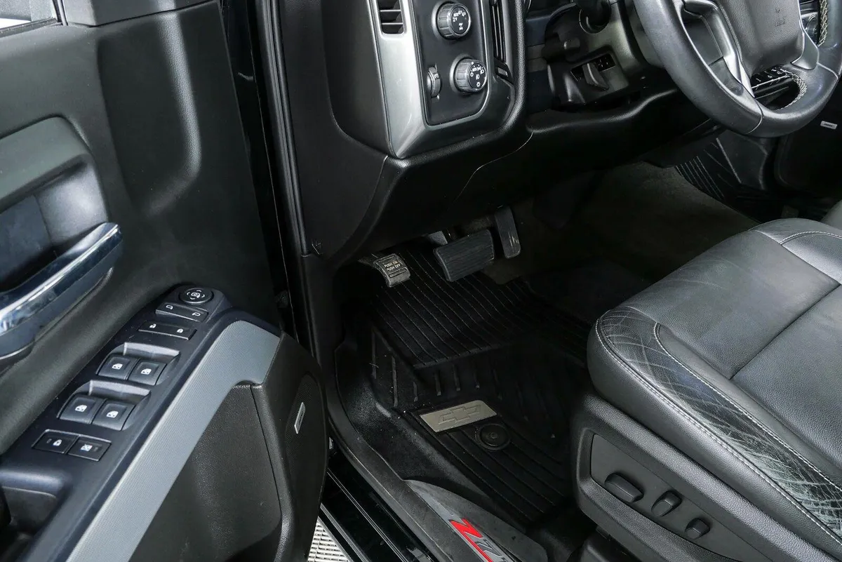 2018 Chevrolet Silverado 1500 LT thumbnail 8