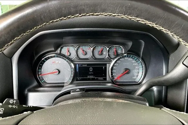 2018 Chevrolet Silverado 1500 LT thumbnail 12