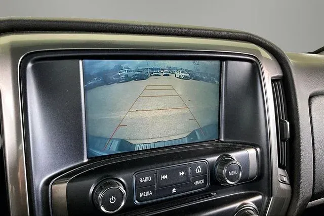 2018 Chevrolet Silverado 1500 LT thumbnail 13