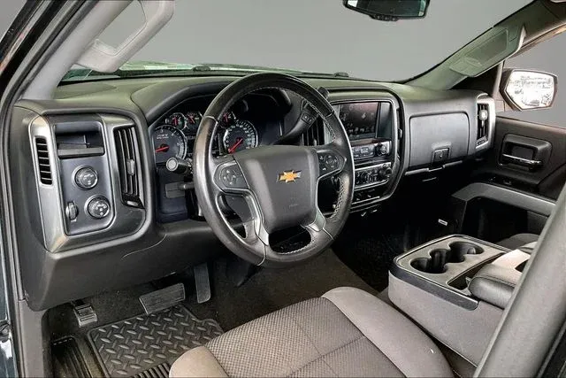 2018 Chevrolet Silverado 1500 LT thumbnail 14