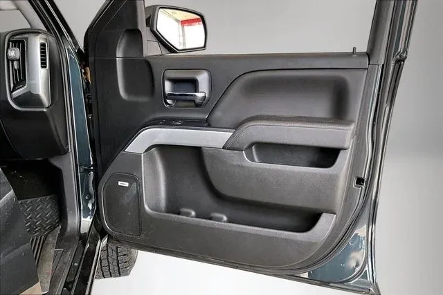 2018 Chevrolet Silverado 1500 LT thumbnail 24