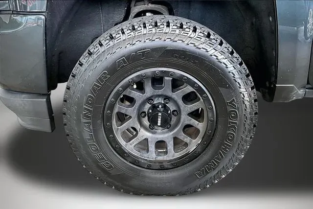 2018 Chevrolet Silverado 1500 LT thumbnail 27