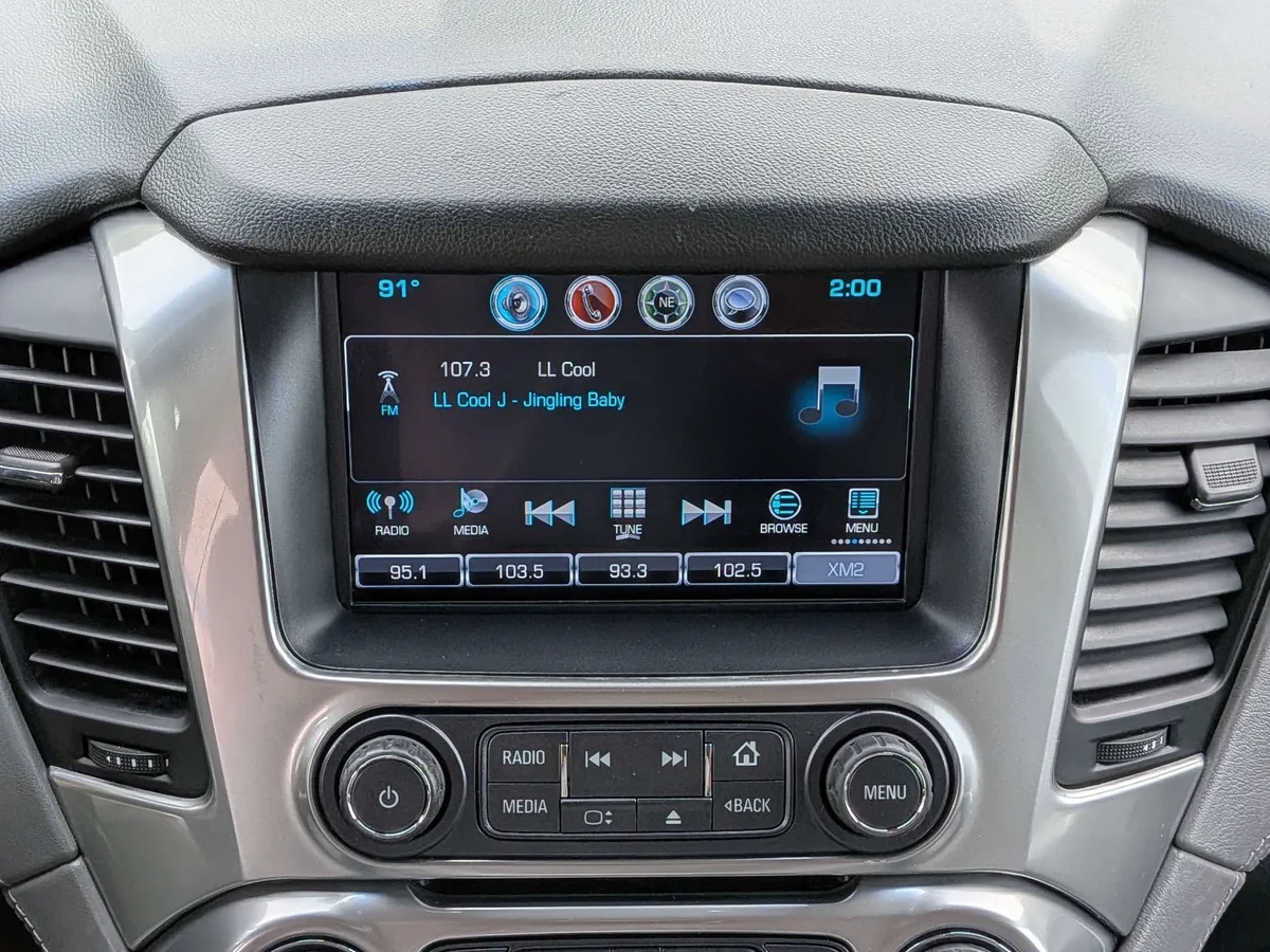 2018 Chevrolet Tahoe LT thumbnail 22