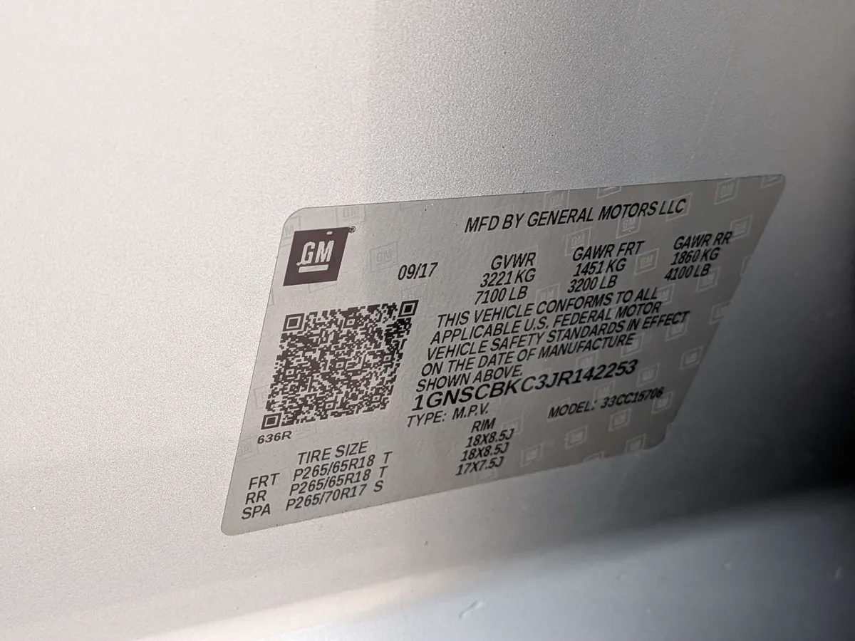 2018 Chevrolet Tahoe LT thumbnail 38