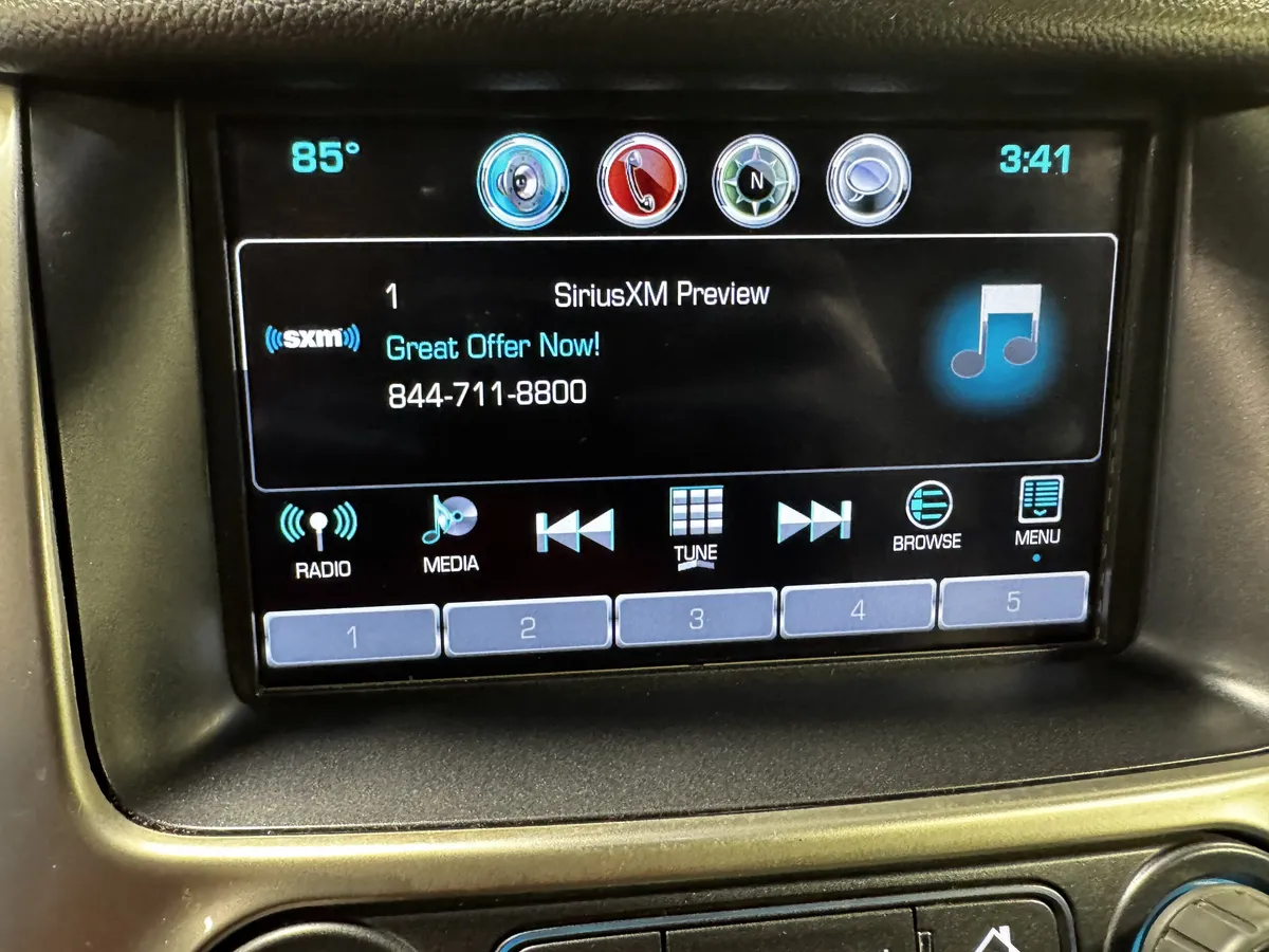 2018 Chevrolet Tahoe LT thumbnail 32