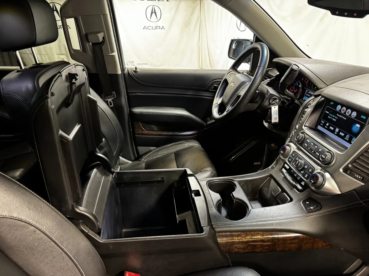 2018 Chevrolet Tahoe LT thumbnail 35