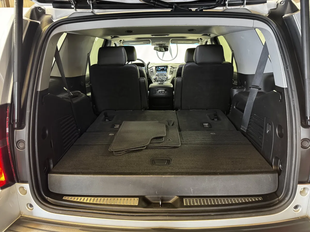 2018 Chevrolet Tahoe LT thumbnail 43