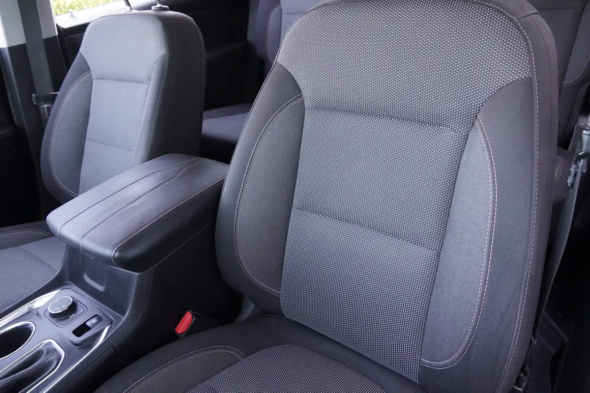 2018 Chevrolet Traverse LT Cloth thumbnail 13