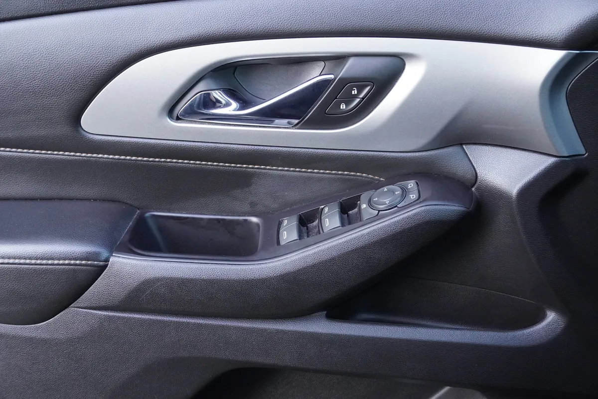 2018 Chevrolet Traverse LT Cloth thumbnail 14