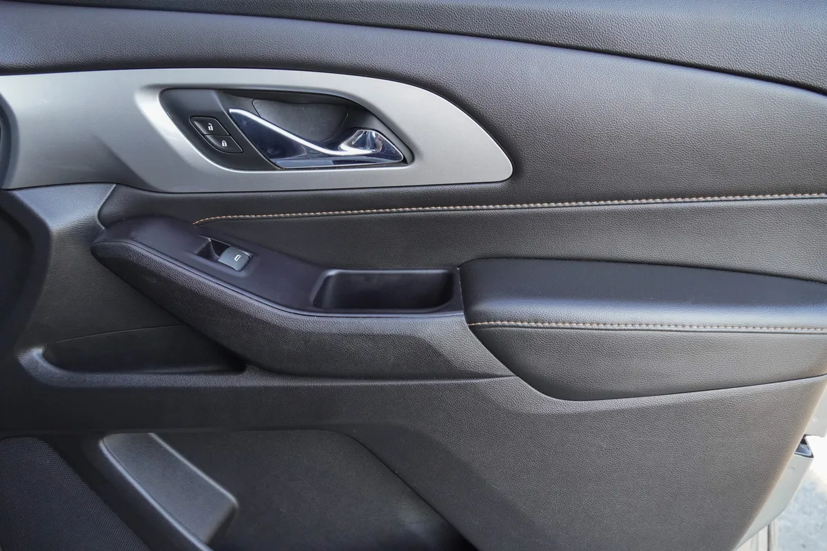 2018 Chevrolet Traverse LT Cloth thumbnail 28