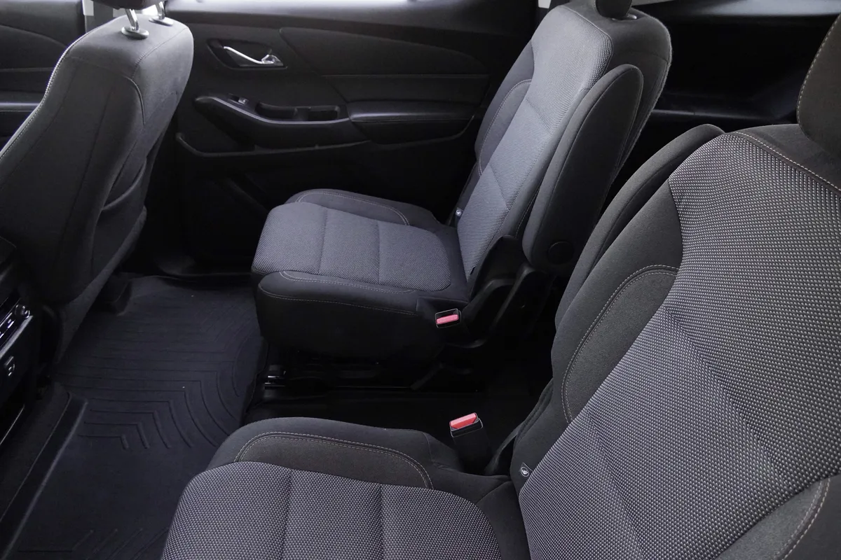 2018 Chevrolet Traverse LT Cloth thumbnail 34