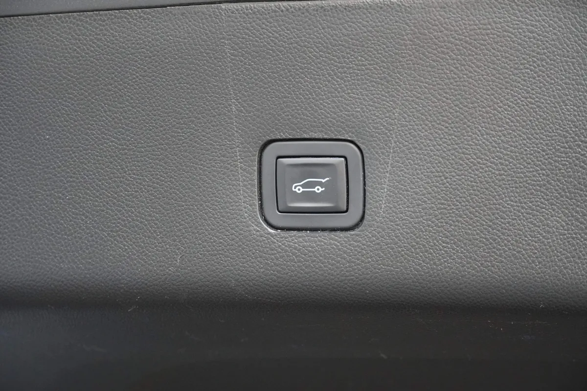 2018 Chevrolet Traverse LT Cloth thumbnail 37