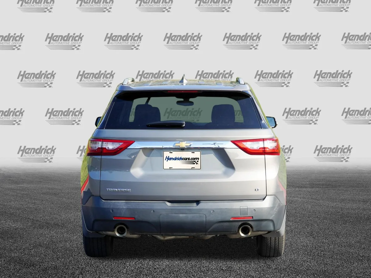2018 Chevrolet Traverse LT Cloth thumbnail 6