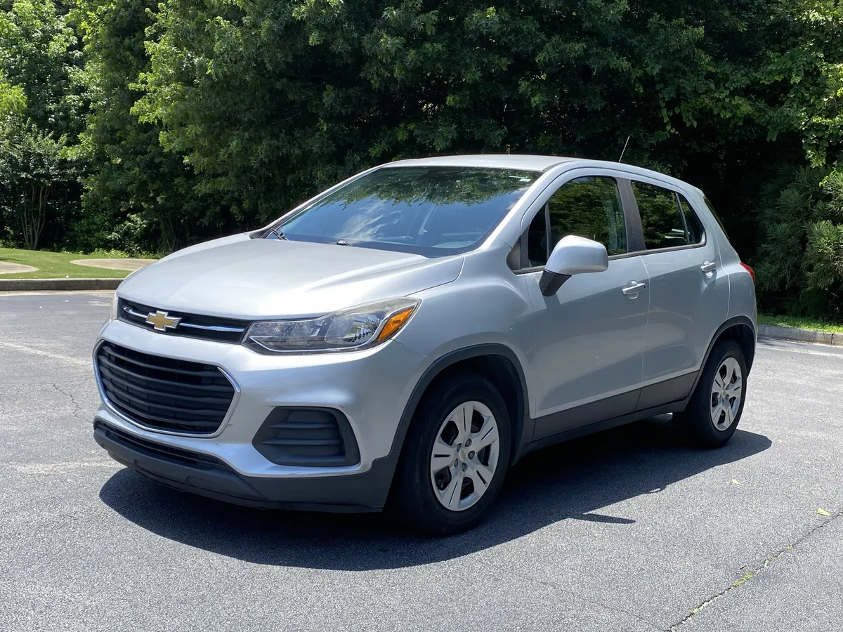 2018 Chevrolet Trax LS thumbnail 4