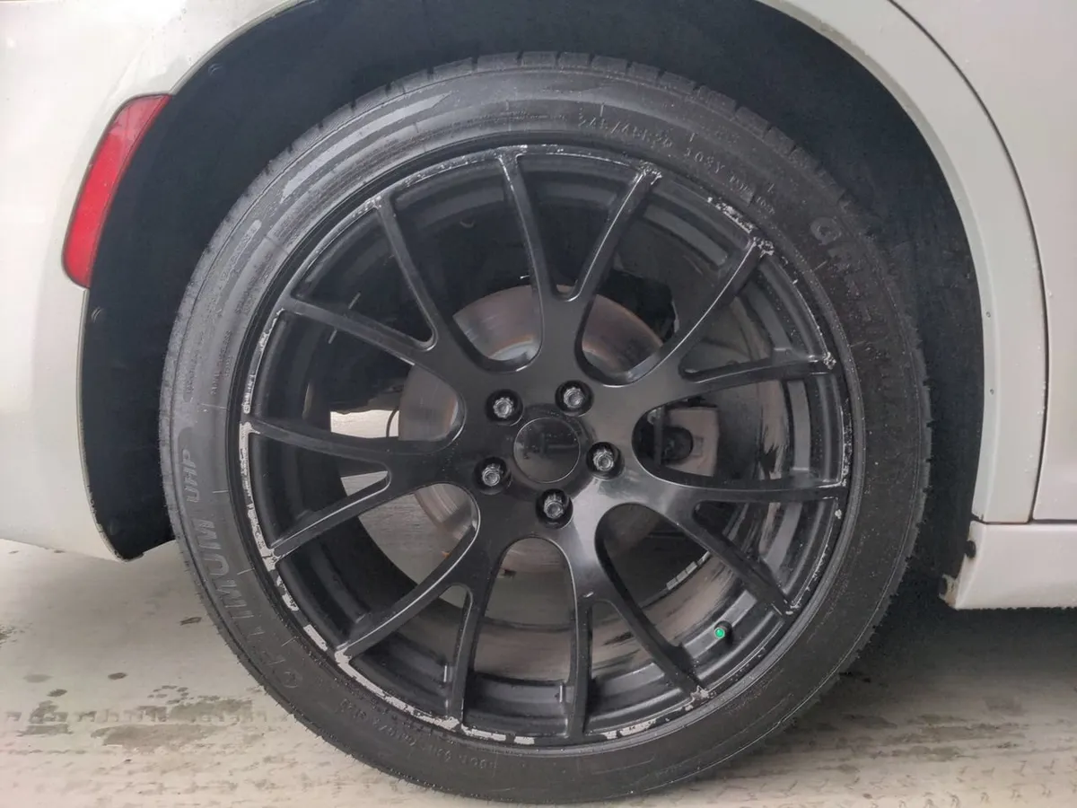 2018 Chrysler 300 300S thumbnail 46