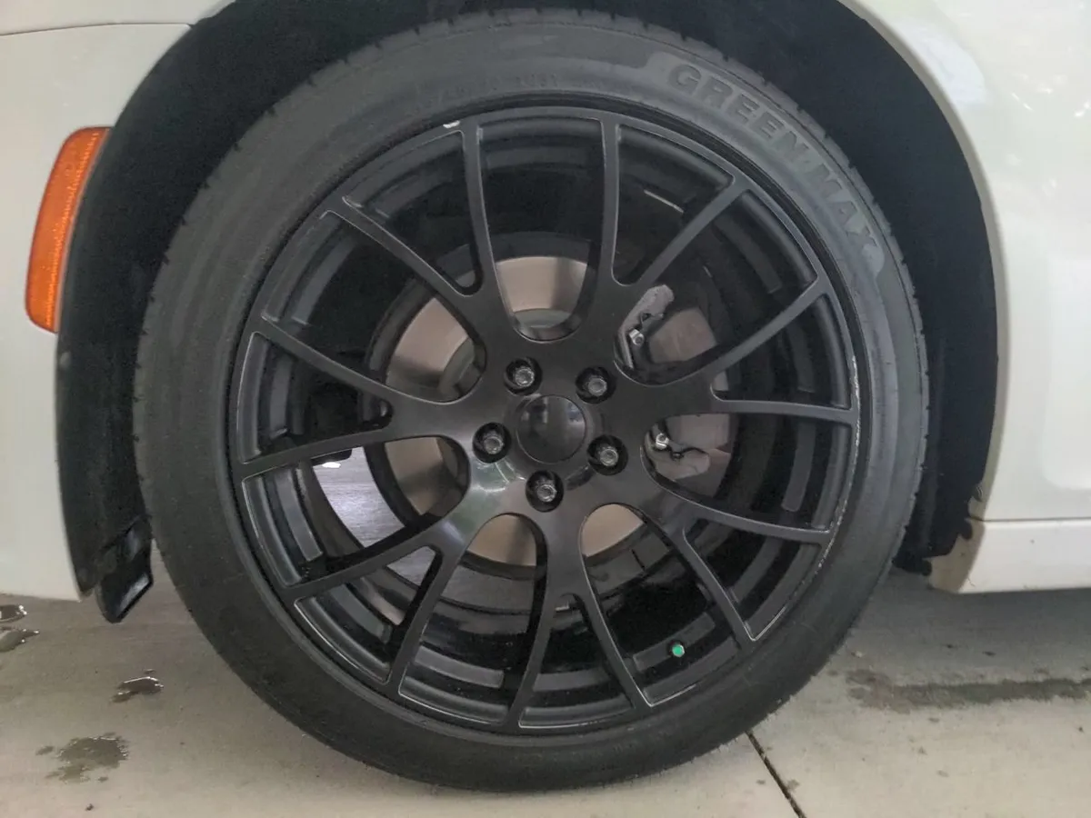 2018 Chrysler 300 300S thumbnail 48