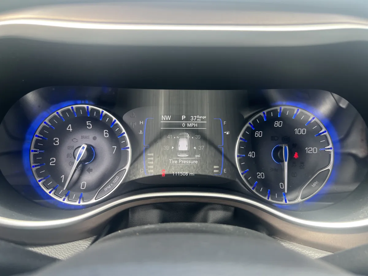 2018 Chrysler Pacifica Touring L thumbnail 19