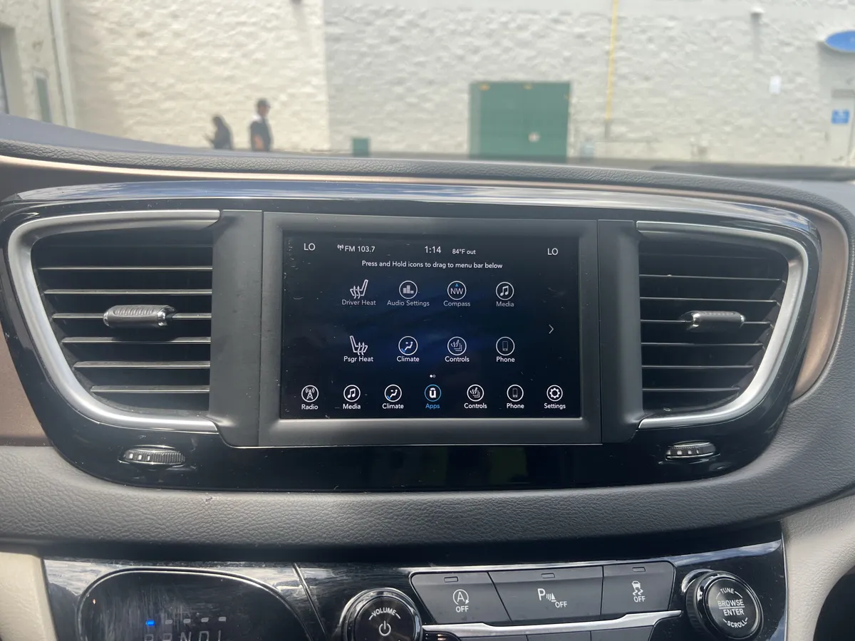 2018 Chrysler Pacifica Touring L thumbnail 21