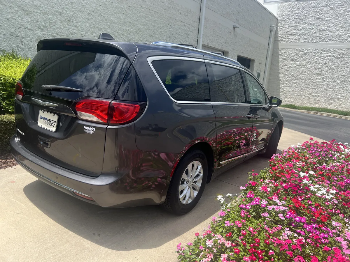 2018 Chrysler Pacifica Touring L thumbnail 8