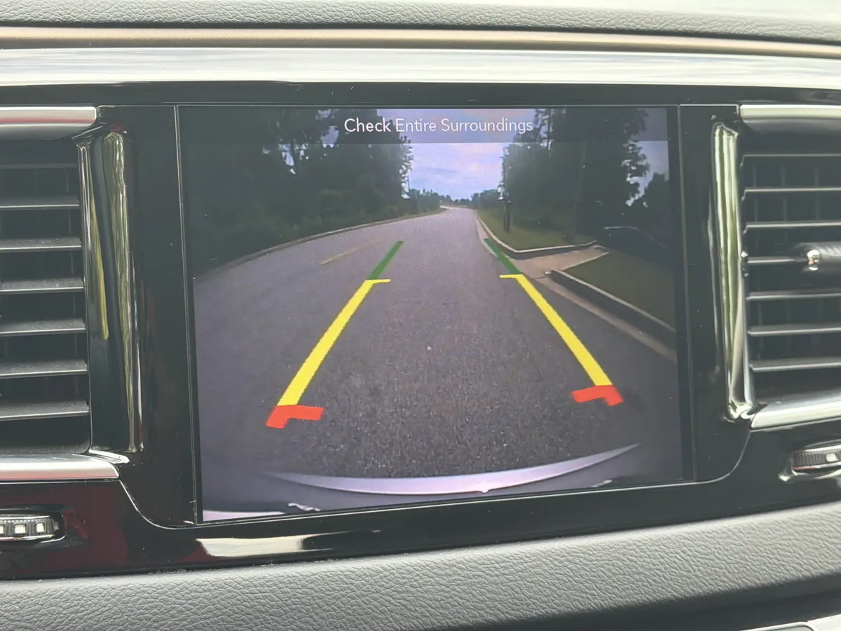 2018 Chrysler Pacifica Touring L Plus thumbnail 10