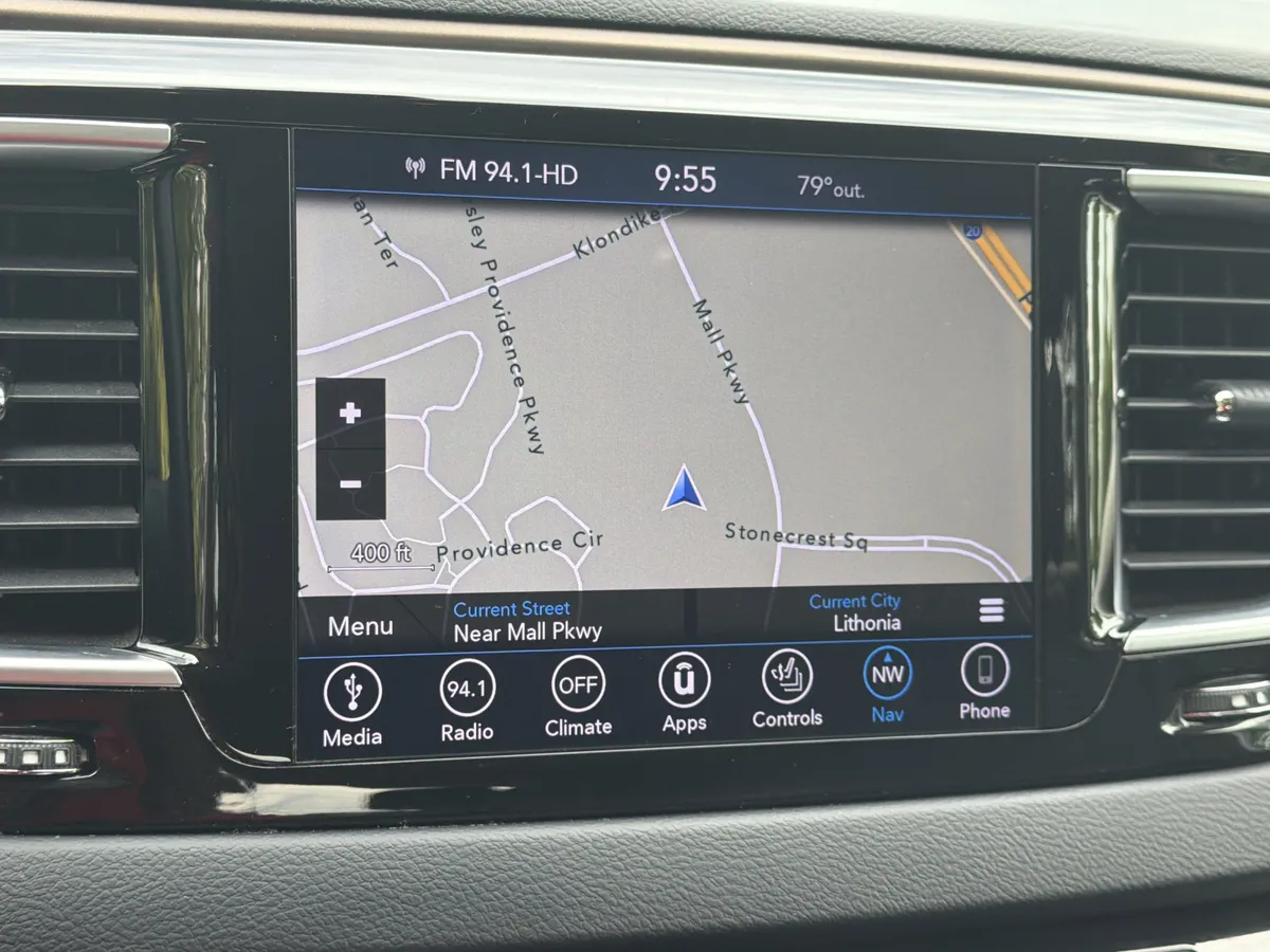 2018 Chrysler Pacifica Touring L Plus thumbnail 12