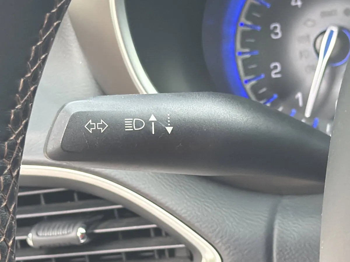 2018 Chrysler Pacifica Touring L Plus thumbnail 24