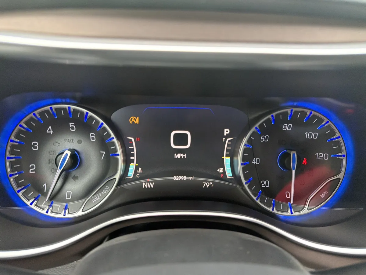 2018 Chrysler Pacifica Touring L Plus thumbnail 25