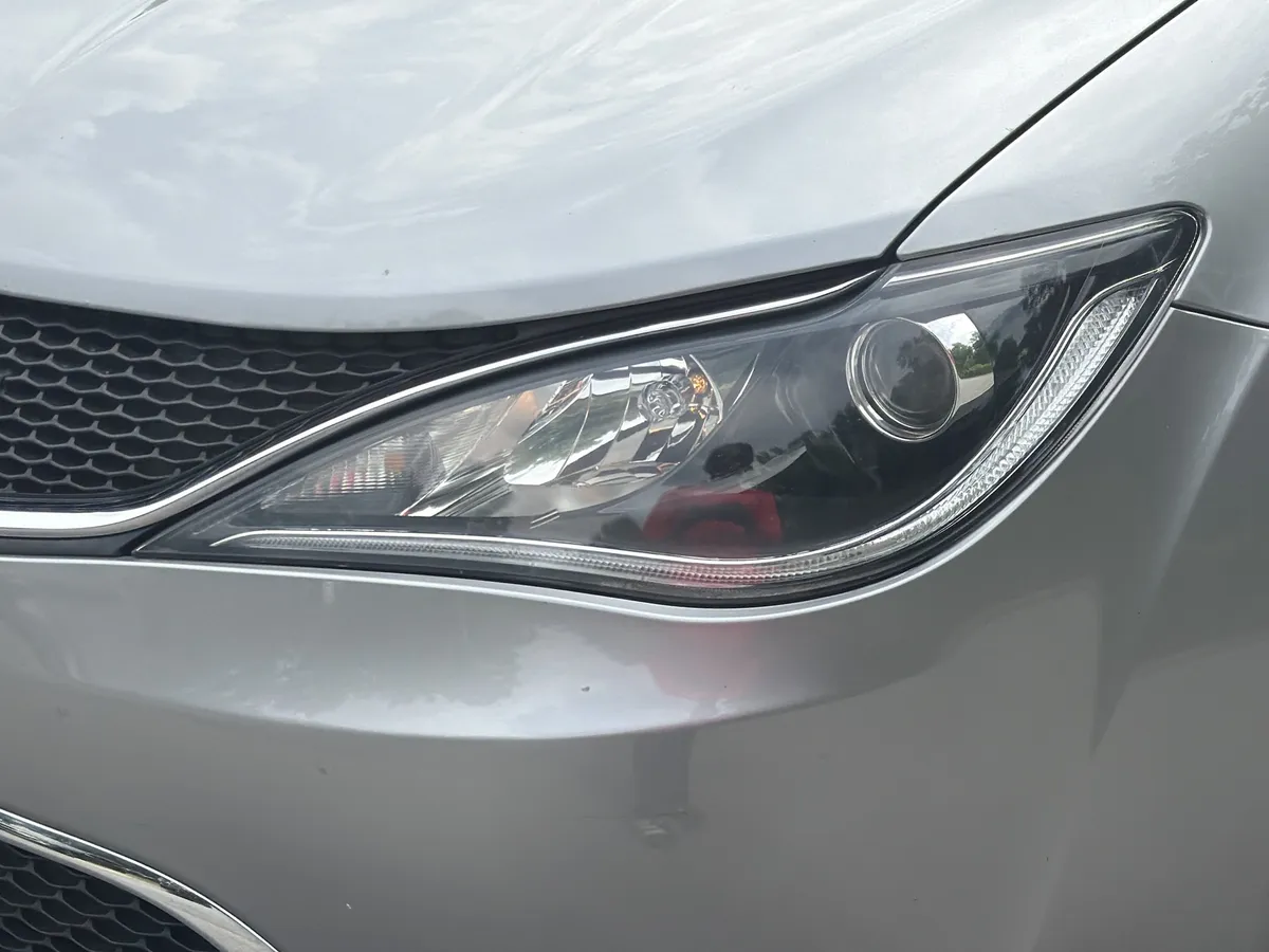 2018 Chrysler Pacifica Touring L Plus thumbnail 35